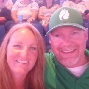 Meet your Posher, Carrie